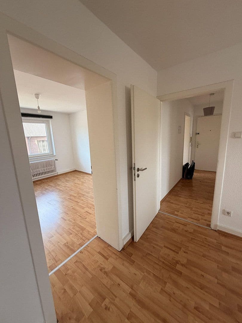 Prenájom bytu 3-izbový 65 m², Bilker Allee 10, Düsseldorf, Severné Porýnie - Westfálsko Prenájom bytu 3-izbový 65 m², Bilker Allee 10, Düsseldorf, Severné Porýnie - Westfálsko