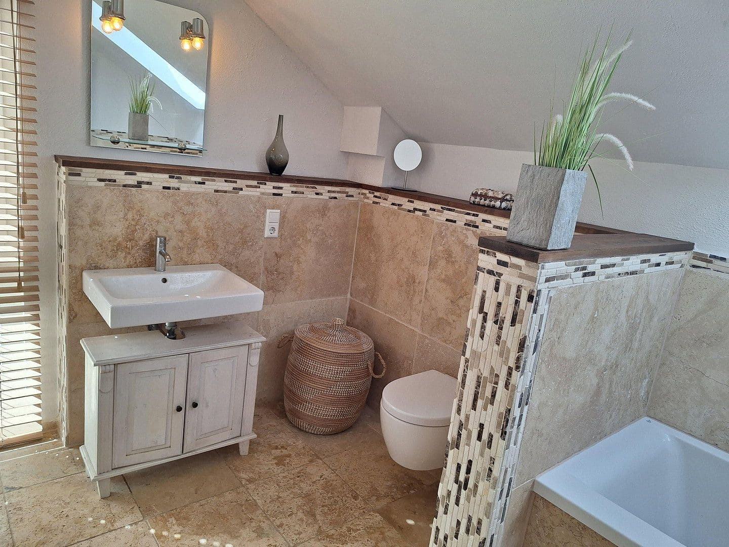 Predaj domu 180 m², pozemek 1.952 m², Gaggenau, Bádensko-Wurttembersko Predaj domu 180 m², pozemek 1.952 m², Gaggenau, Bádensko-Wurttembersko