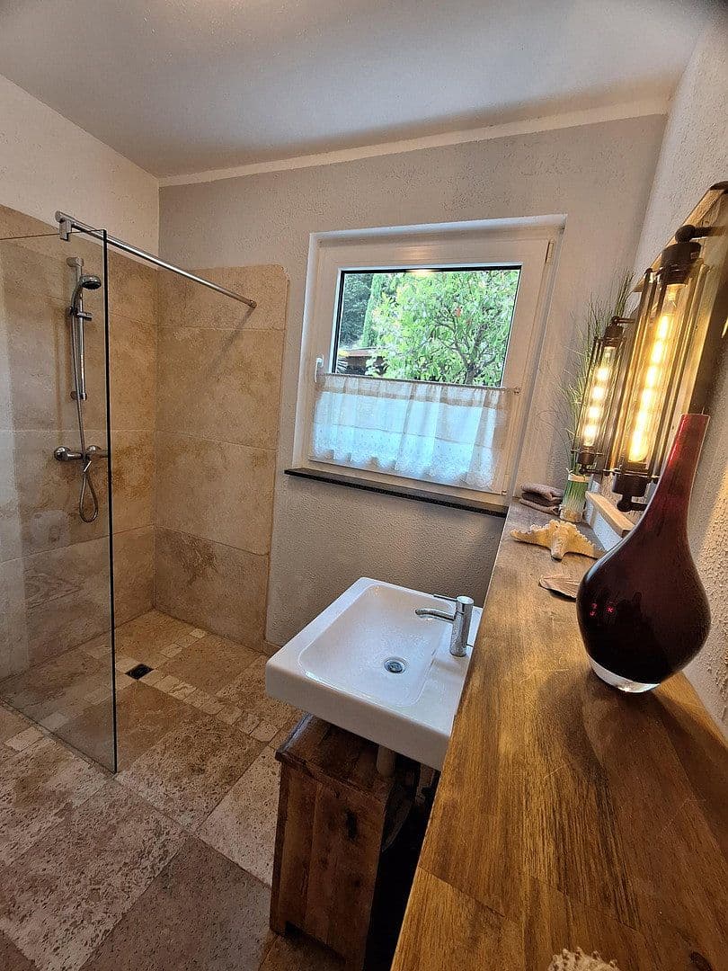 Predaj domu 180 m², pozemek 1.952 m², Gaggenau, Bádensko-Wurttembersko Predaj domu 180 m², pozemek 1.952 m², Gaggenau, Bádensko-Wurttembersko