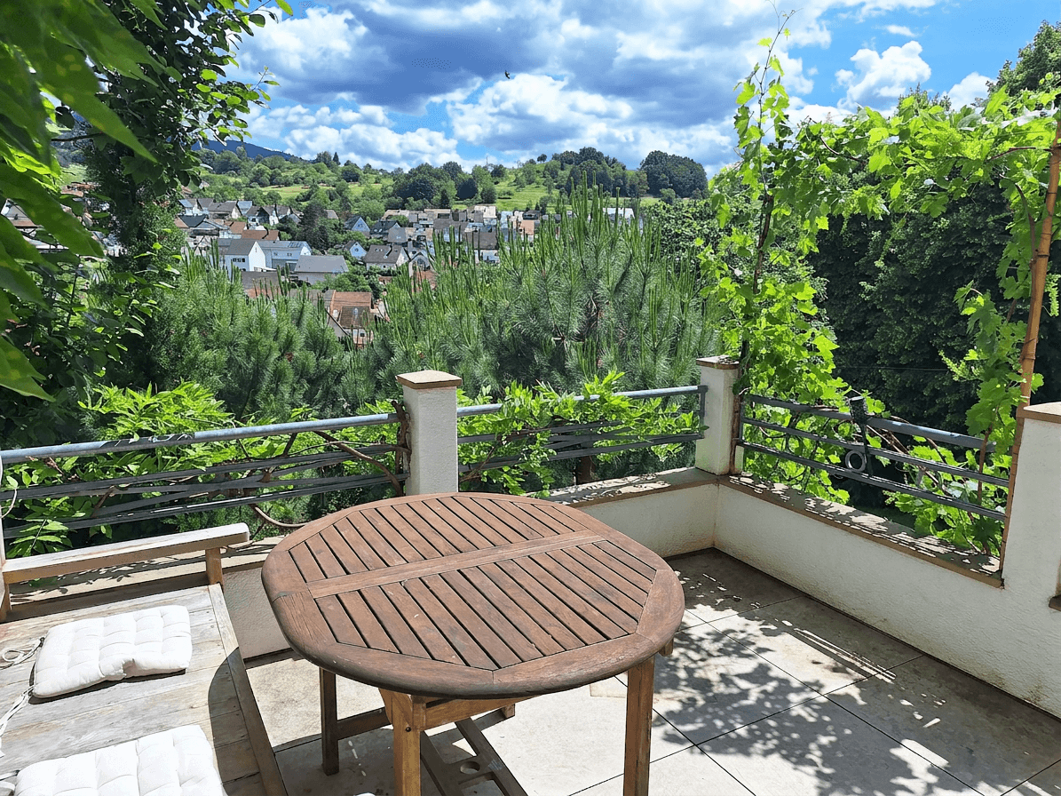 Predaj domu 180 m², pozemek 1.952 m², Gaggenau, Bádensko-Wurttembersko Predaj domu 180 m², pozemek 1.952 m², Gaggenau, Bádensko-Wurttembersko