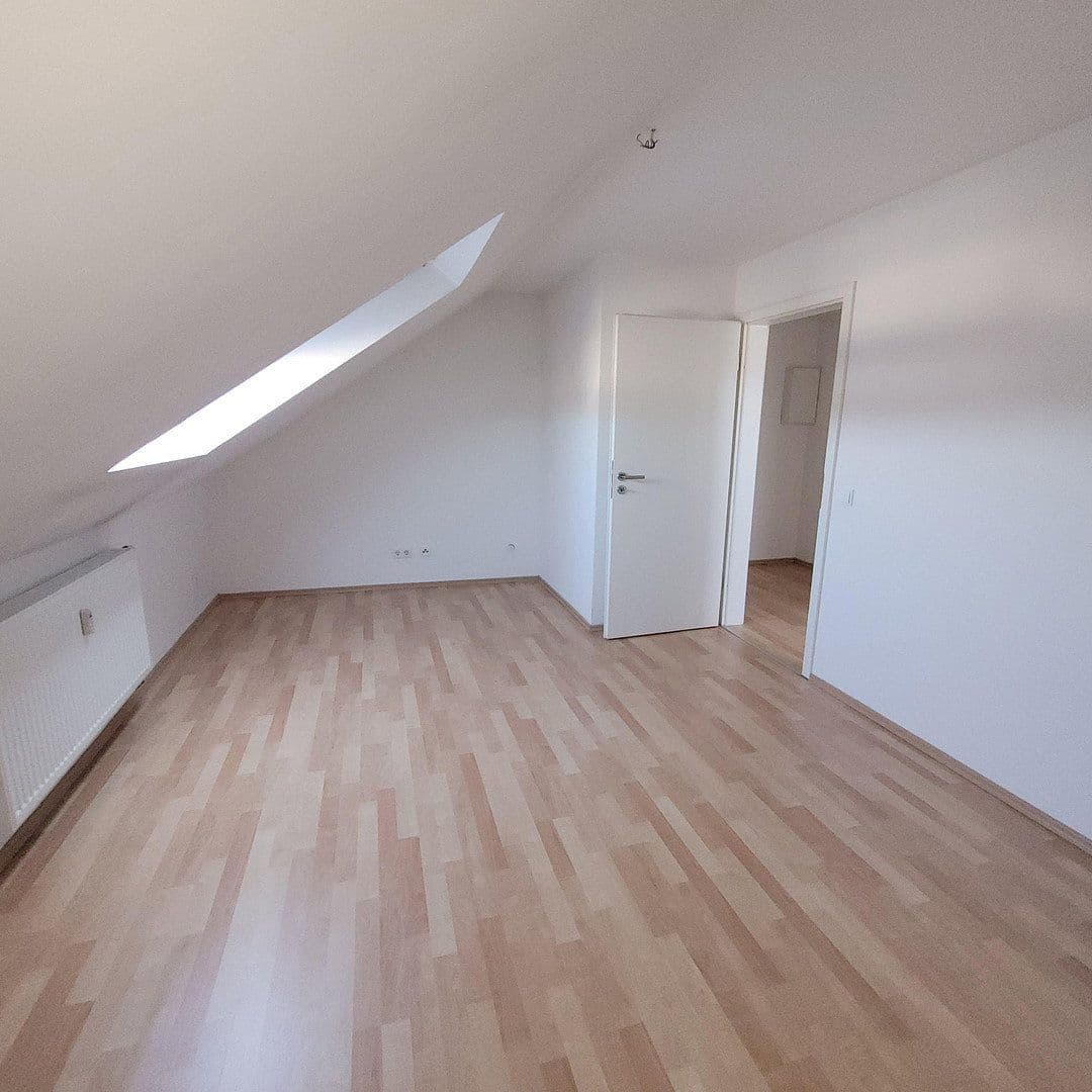 Prenájom bytu 1-izbový 43 m², Bergisch Gladbach, Severné Porýnie - Westfálsko Prenájom bytu 1-izbový 43 m², Bergisch Gladbach, Severné Porýnie - Westfálsko