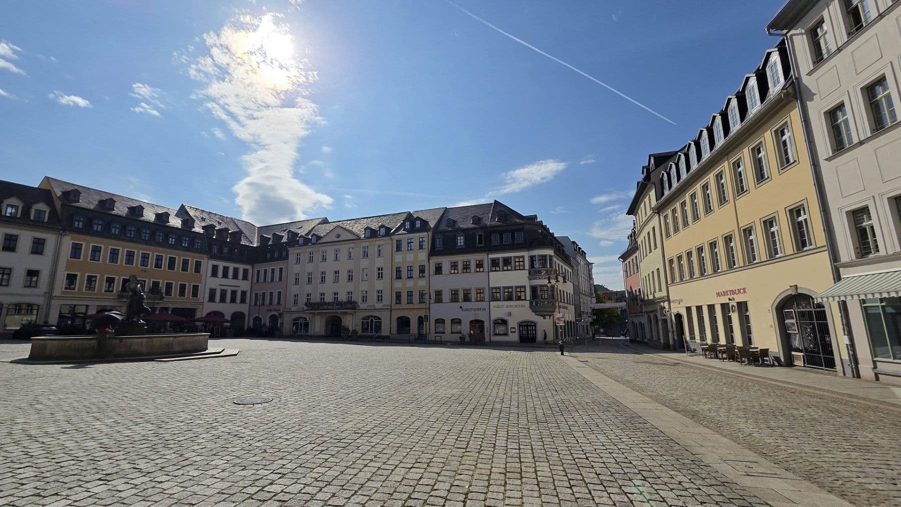 Prenájom bytu 3-izbový 108 m², Markt 11, Gera, Durínsko Prenájom bytu 3-izbový 108 m², Markt 11, Gera, Durínsko