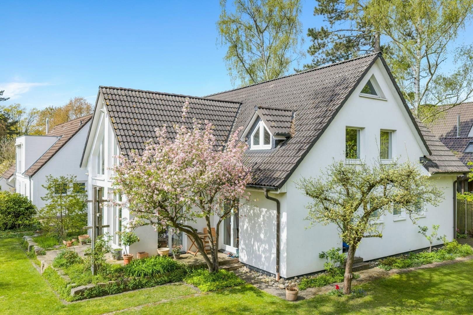 Predaj domu 170 m², pozemek 984 m², Hannover, Dolné Sasko Predaj domu 170 m², pozemek 984 m², Hannover, Dolné Sasko