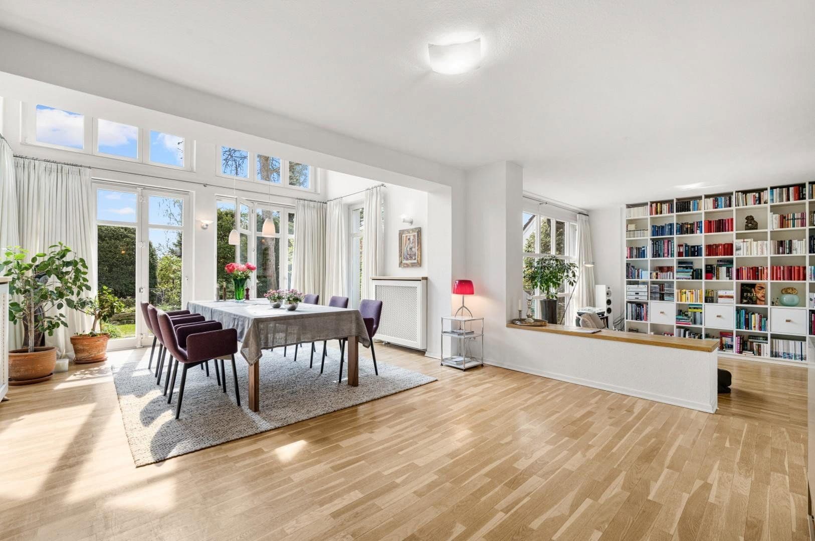 Predaj domu 170 m², pozemek 984 m², Hannover, Dolné Sasko Predaj domu 170 m², pozemek 984 m², Hannover, Dolné Sasko