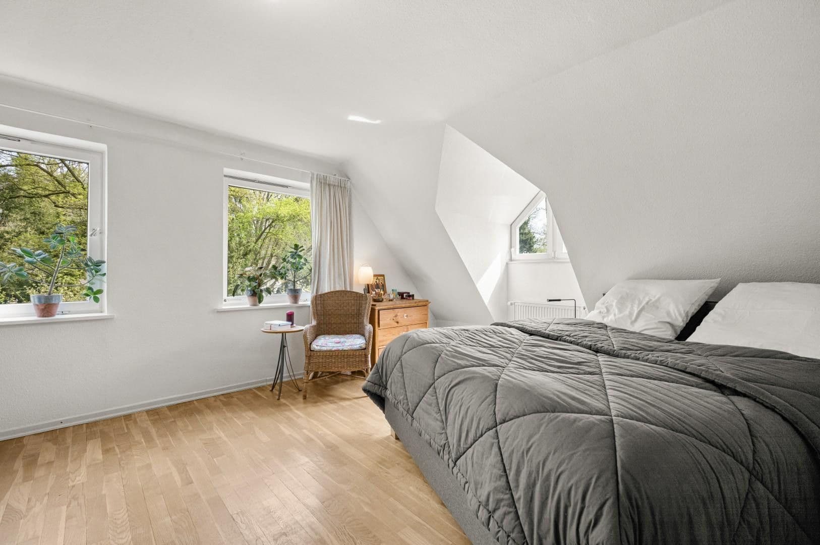 Predaj domu 170 m², pozemek 984 m², Hannover, Dolné Sasko Predaj domu 170 m², pozemek 984 m², Hannover, Dolné Sasko