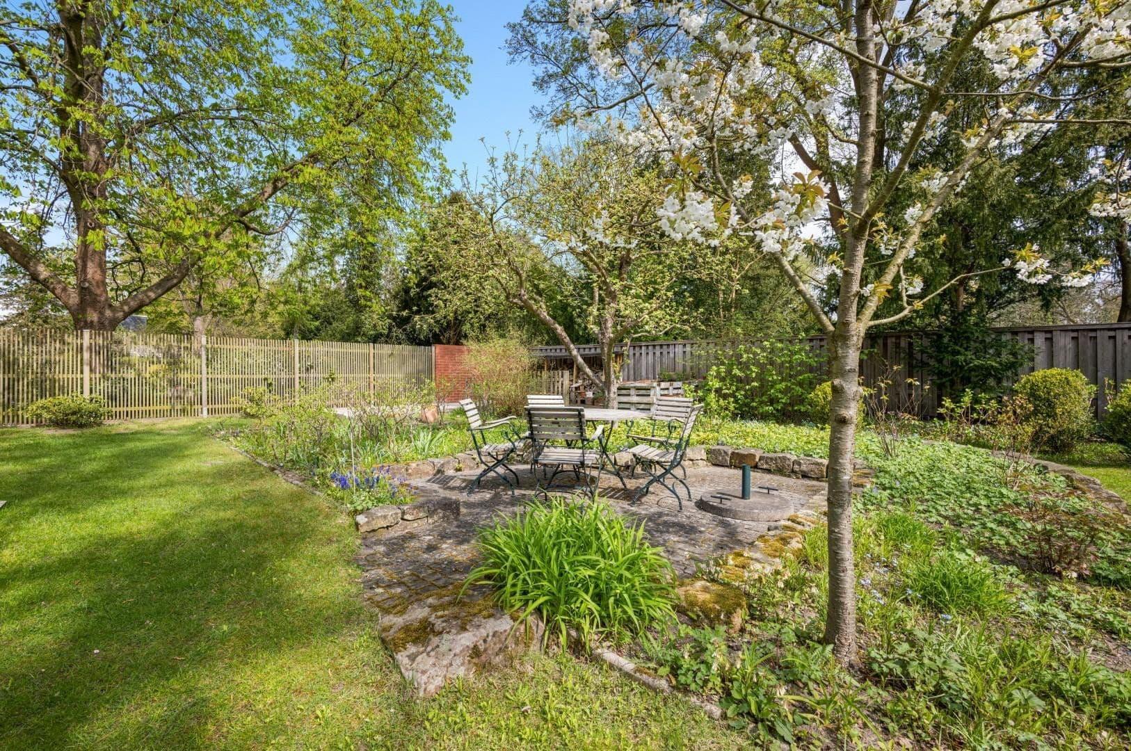 Predaj domu 170 m², pozemek 984 m², Hannover, Dolné Sasko Predaj domu 170 m², pozemek 984 m², Hannover, Dolné Sasko