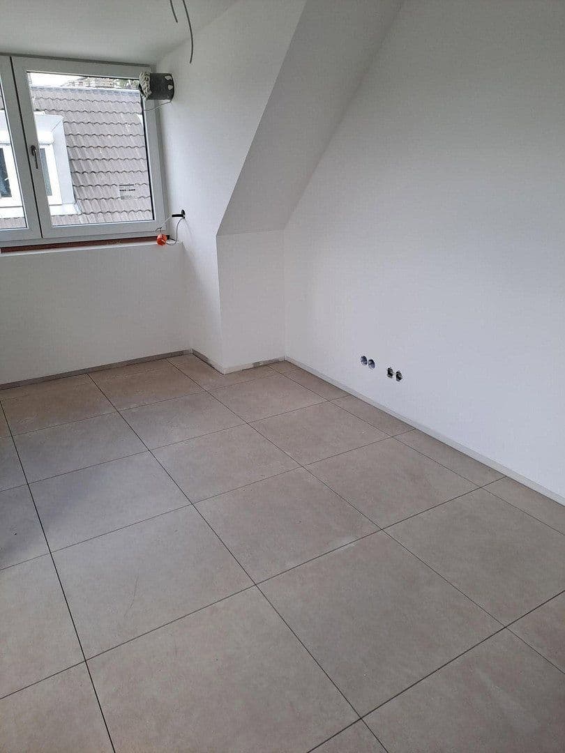 Prenájom bytu 2-izbový 60 m², München, Bavorsko Prenájom bytu 2-izbový 60 m², München, Bavorsko