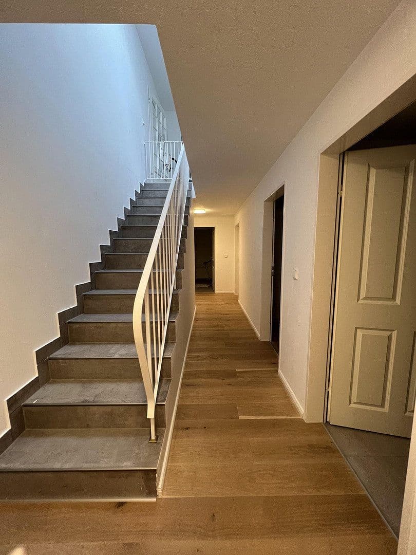 Predaj domu 130 m², pozemek 510 m², Puchheim, Bavorsko Predaj domu 130 m², pozemek 510 m², Puchheim, Bavorsko