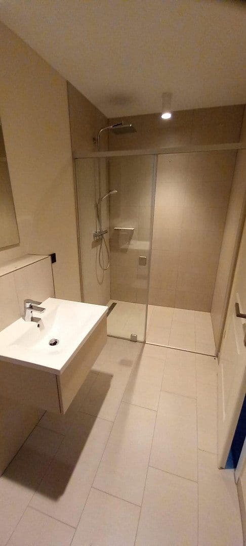 Prenájom bytu 2-izbový 74 m², Windeck, Severné Porýnie - Westfálsko Prenájom bytu 2-izbový 74 m², Windeck, Severné Porýnie - Westfálsko