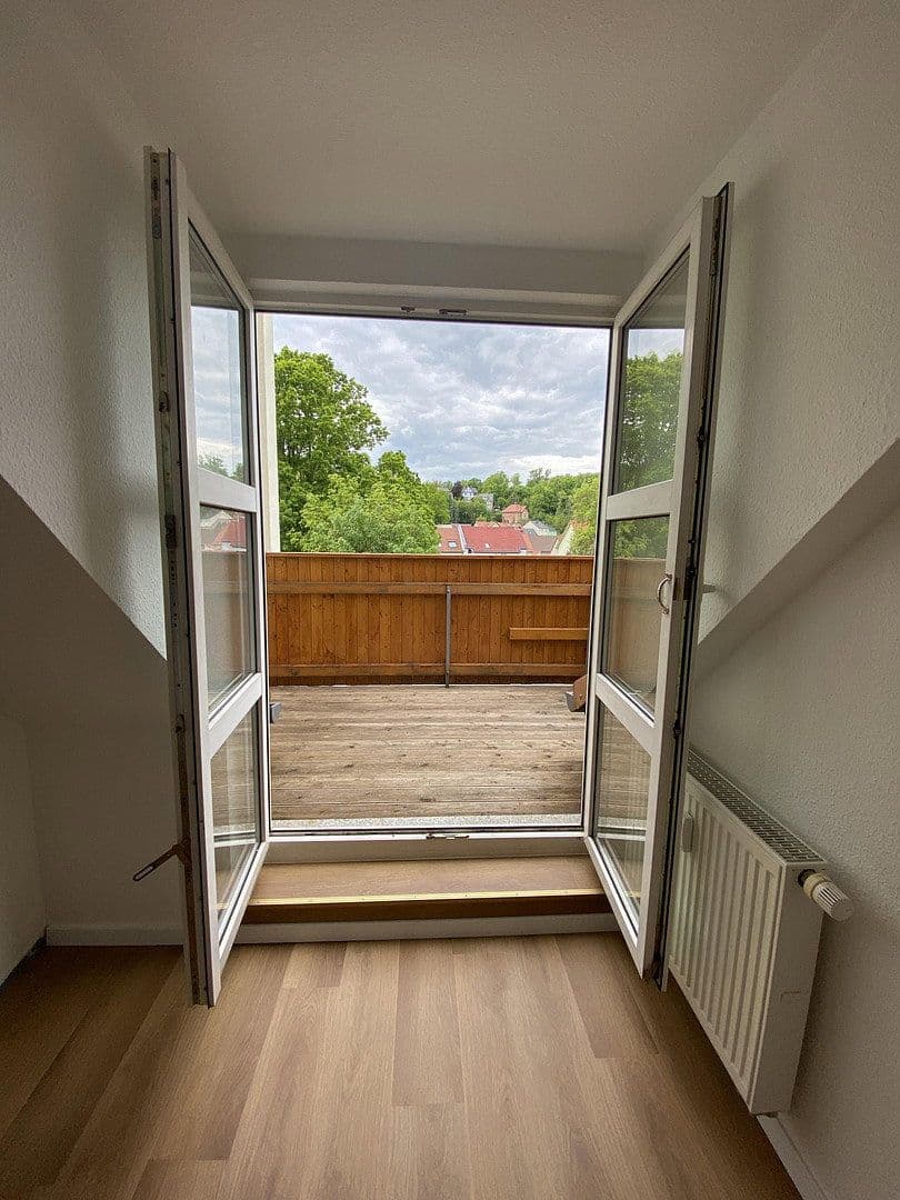 Prenájom bytu 2-izbový 40 m², Altenburger Straße 7, Schmölln, Durínsko Prenájom bytu 2-izbový 40 m², Altenburger Straße 7, Schmölln, Durínsko