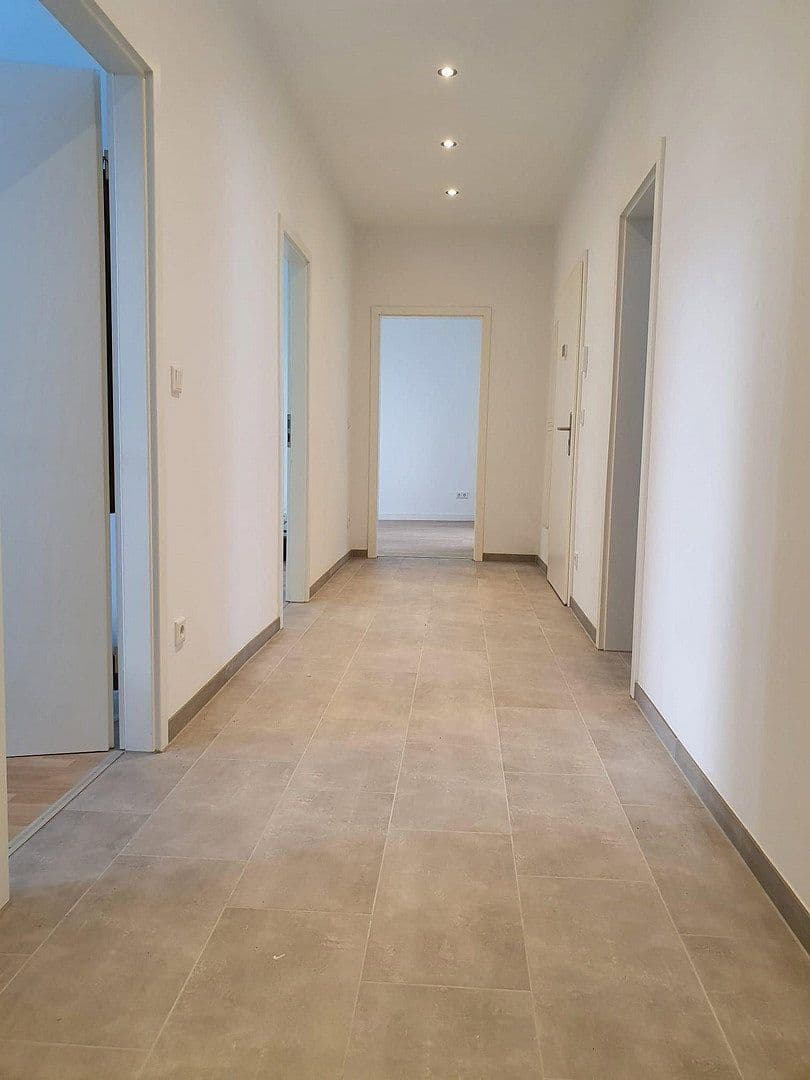 Prenájom bytu 4-izbový 97 m², Sodenstraße 8, Hannover, Dolné Sasko Prenájom bytu 4-izbový 97 m², Sodenstraße 8, Hannover, Dolné Sasko