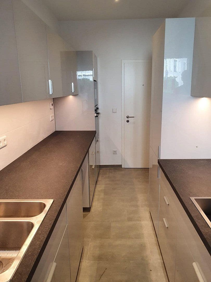 Prenájom bytu 4-izbový 97 m², Sodenstraße 8, Hannover, Dolné Sasko Prenájom bytu 4-izbový 97 m², Sodenstraße 8, Hannover, Dolné Sasko