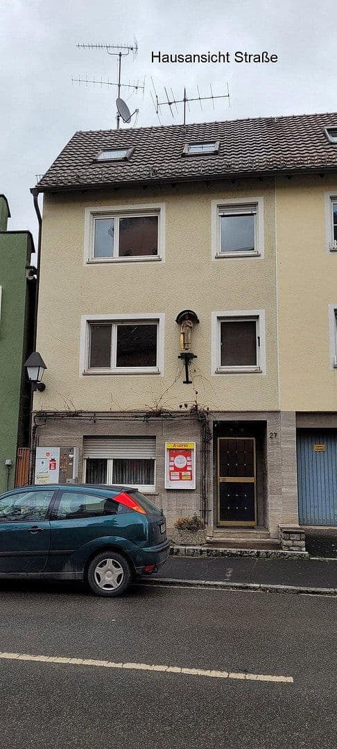Predaj domu 230 m², pozemek 140 m², Eibelstadt, Bavorsko Predaj domu 230 m², pozemek 140 m², Eibelstadt, Bavorsko