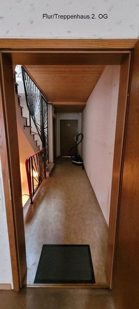Predaj domu 230 m², pozemek 140 m², Eibelstadt, Bavorsko Predaj domu 230 m², pozemek 140 m², Eibelstadt, Bavorsko