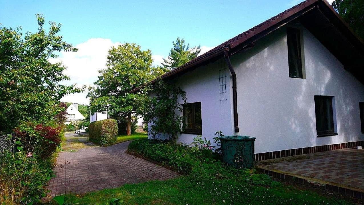 Predaj domu 120 m², pozemek 2.000 m², Zeulenroda-Triebes, Durínsko Predaj domu 120 m², pozemek 2.000 m², Zeulenroda-Triebes, Durínsko