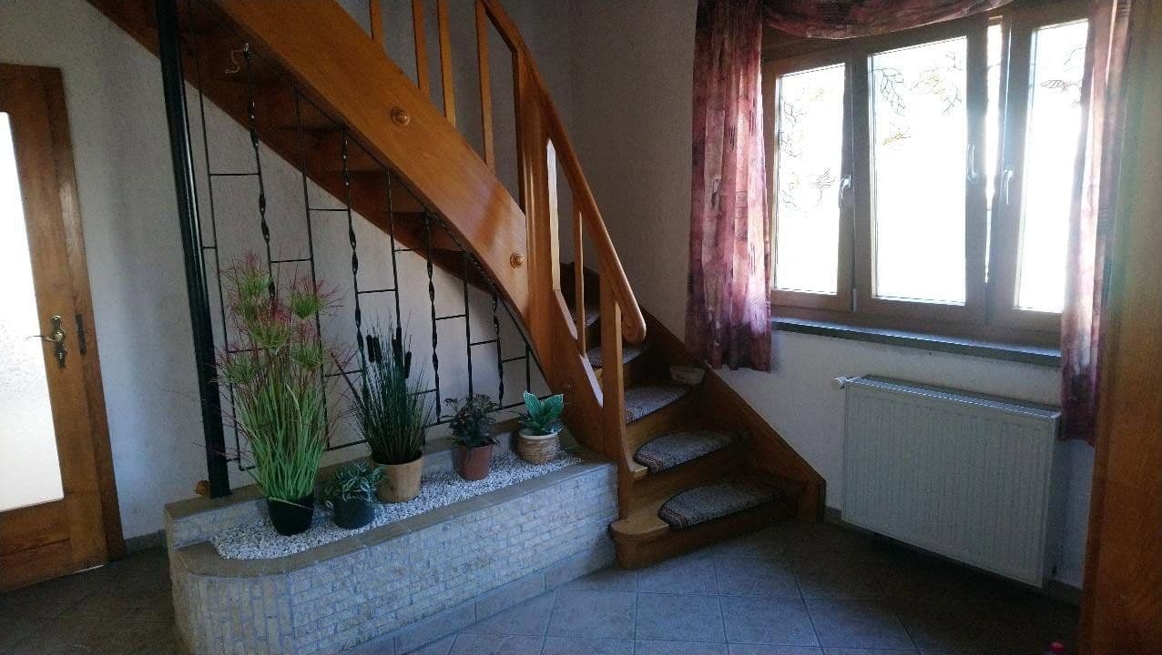 Predaj domu 120 m², pozemek 2.000 m², Zeulenroda-Triebes, Durínsko Predaj domu 120 m², pozemek 2.000 m², Zeulenroda-Triebes, Durínsko