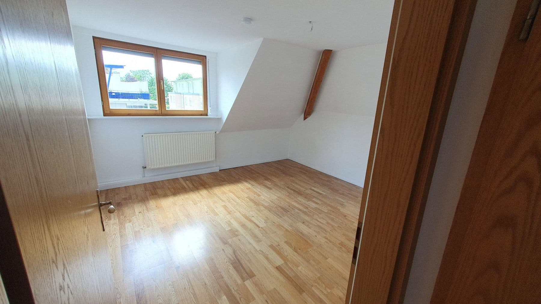 Prenájom bytu 2-izbový 69 m², Paulinenstr. 67, 88046 Friedrichshafen, Friedrichshafen, Bádensko-Wurttembersko Prenájom bytu 2-izbový 69 m², Paulinenstr. 67, 88046 Friedrichshafen, Friedrichshafen, Bádensko-Wurttembersko