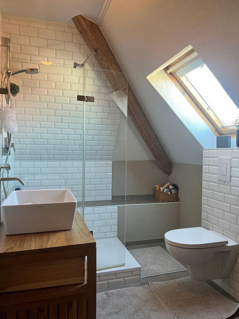 Prenájom bytu 2-izbový 69 m², Paulinenstr. 67, 88046 Friedrichshafen, Friedrichshafen, Bádensko-Wurttembersko Prenájom bytu 2-izbový 69 m², Paulinenstr. 67, 88046 Friedrichshafen, Friedrichshafen, Bádensko-Wurttembersko