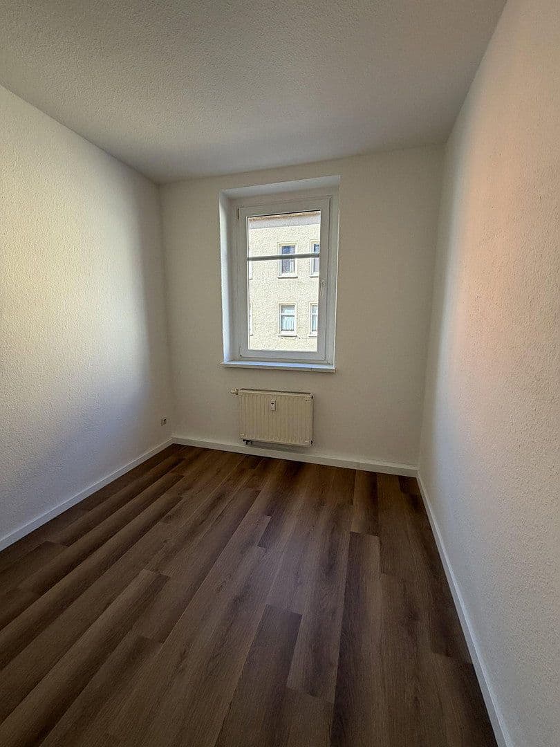 Prenájom bytu 1-izbový 49 m², Thümmelstr.23, Altenburg, Durínsko Prenájom bytu 1-izbový 49 m², Thümmelstr.23, Altenburg, Durínsko