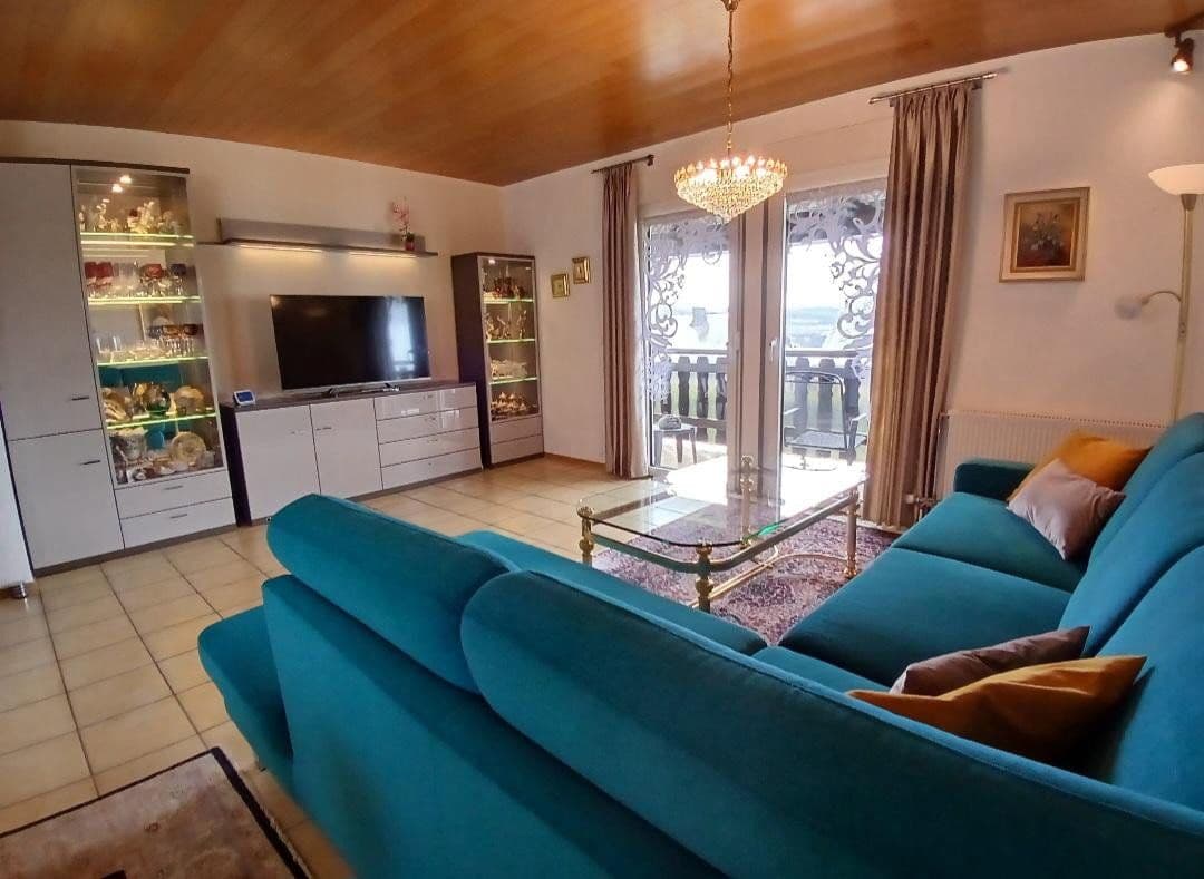Predaj domu 180 m², pozemek 628 m², Gusenburg, Porýnie-Falcko Predaj domu 180 m², pozemek 628 m², Gusenburg, Porýnie-Falcko