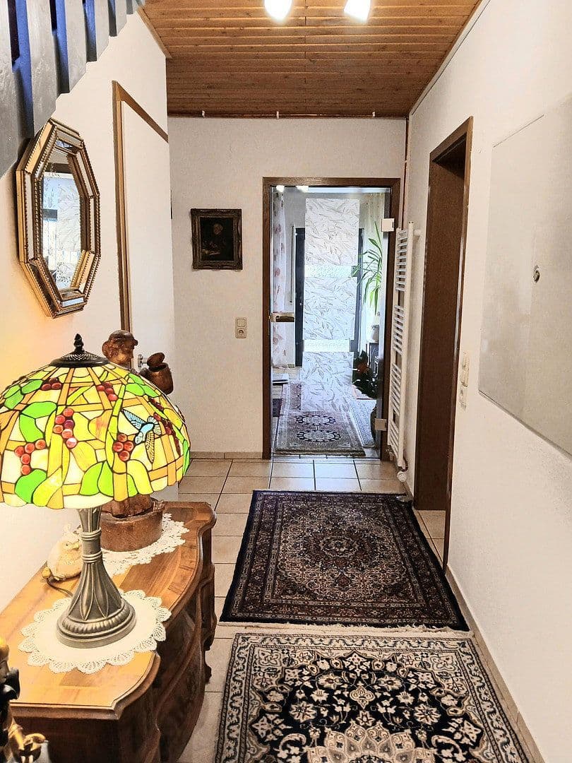 Predaj domu 180 m², pozemek 628 m², Gusenburg, Porýnie-Falcko Predaj domu 180 m², pozemek 628 m², Gusenburg, Porýnie-Falcko