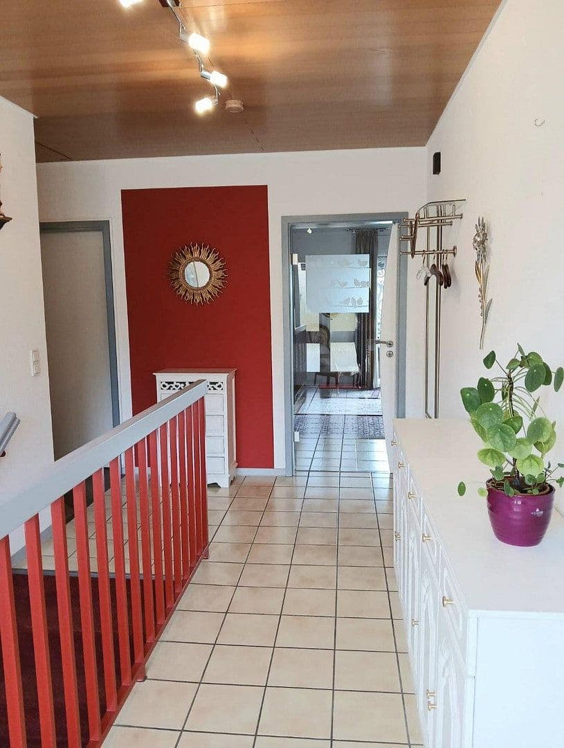 Predaj domu 180 m², pozemek 628 m², Gusenburg, Porýnie-Falcko Predaj domu 180 m², pozemek 628 m², Gusenburg, Porýnie-Falcko