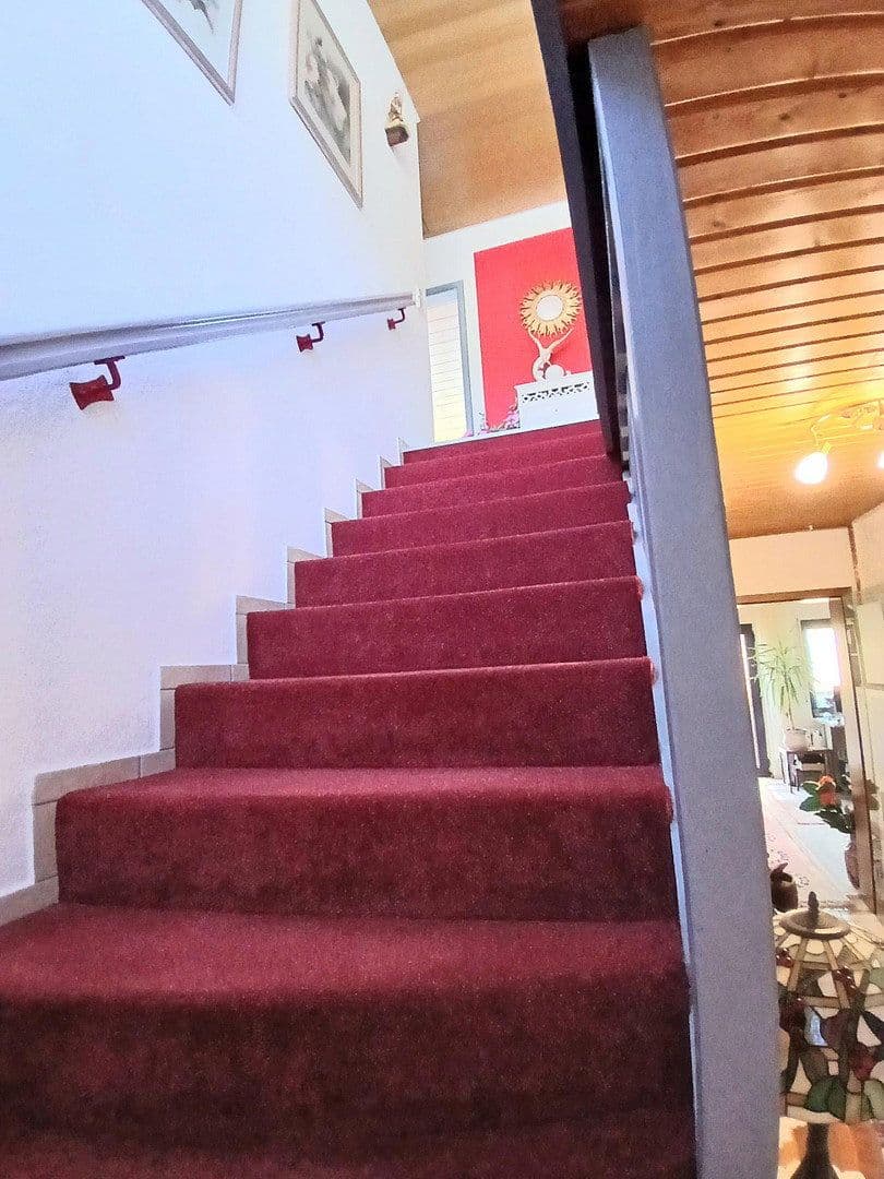 Predaj domu 180 m², pozemek 628 m², Gusenburg, Porýnie-Falcko Predaj domu 180 m², pozemek 628 m², Gusenburg, Porýnie-Falcko