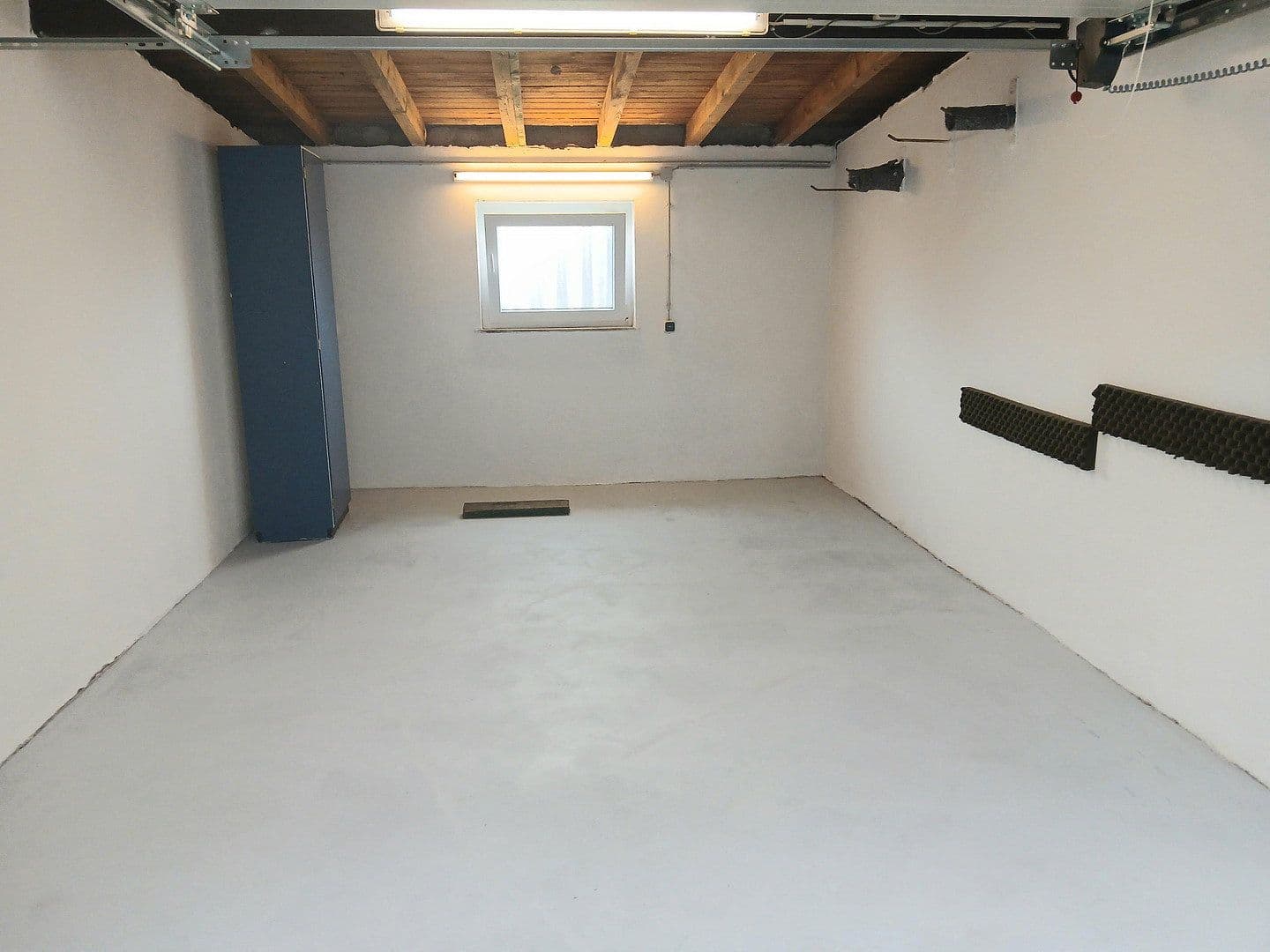 Predaj domu 180 m², pozemek 628 m², Gusenburg, Porýnie-Falcko Predaj domu 180 m², pozemek 628 m², Gusenburg, Porýnie-Falcko