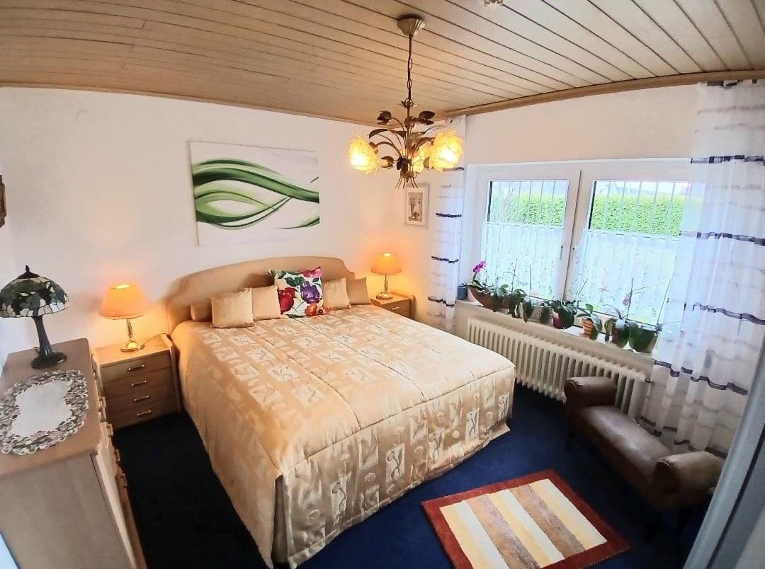 Predaj domu 180 m², pozemek 628 m², Gusenburg, Porýnie-Falcko Predaj domu 180 m², pozemek 628 m², Gusenburg, Porýnie-Falcko