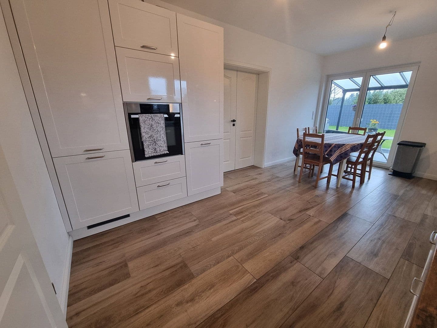 Predaj domu 162 m², pozemek 608 m², Tostedt, Dolné Sasko Predaj domu 162 m², pozemek 608 m², Tostedt, Dolné Sasko