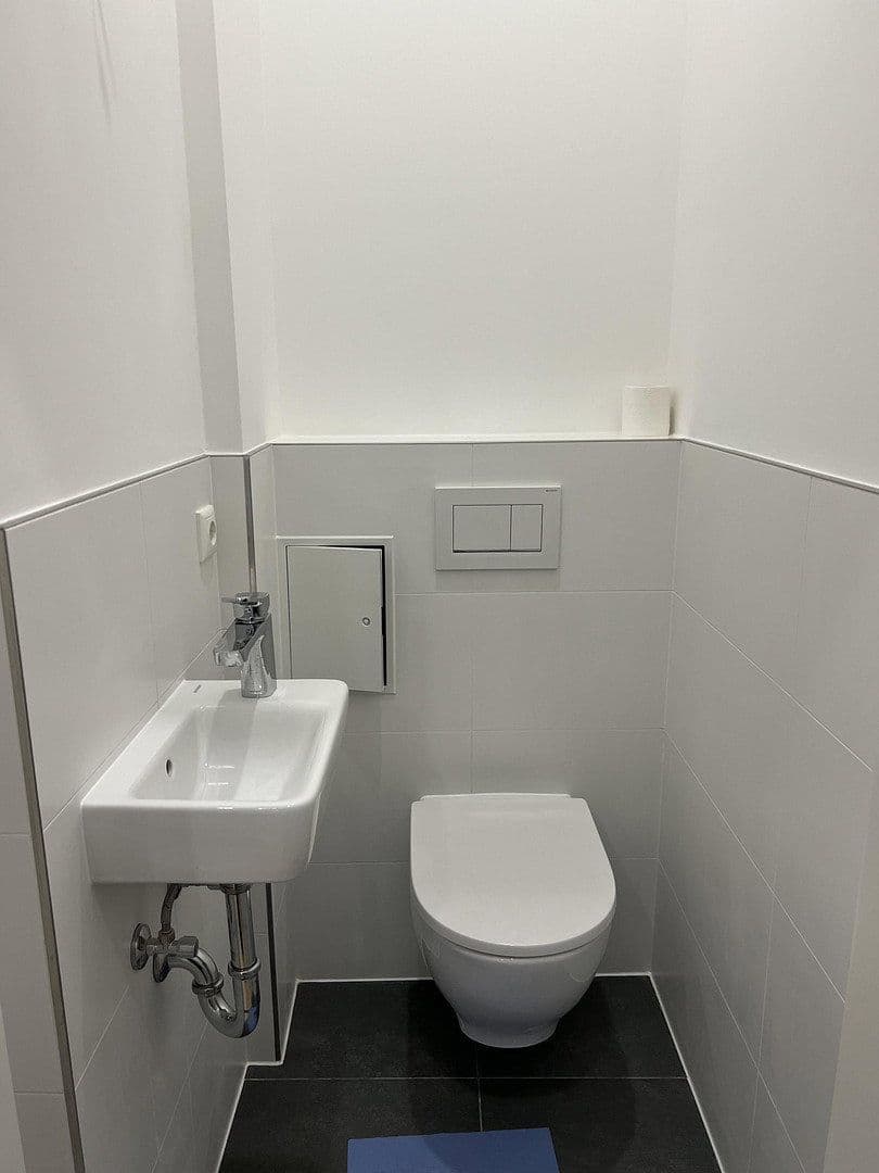 Prenájom bytu 4-izbový 72 m², Lübeck, Šlezvicko-Holštajnsko Prenájom bytu 4-izbový 72 m², Lübeck, Šlezvicko-Holštajnsko