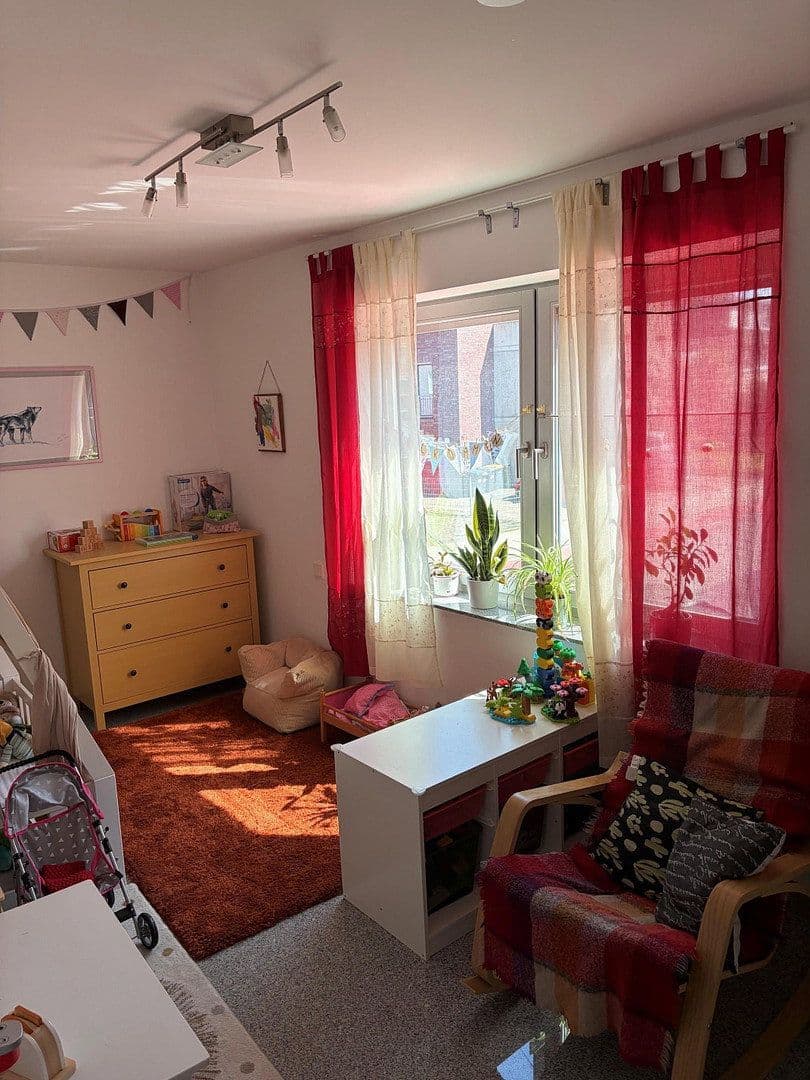 Prenájom bytu 4-izbový 105 m², Münster, Severné Porýnie - Westfálsko Prenájom bytu 4-izbový 105 m², Münster, Severné Porýnie - Westfálsko