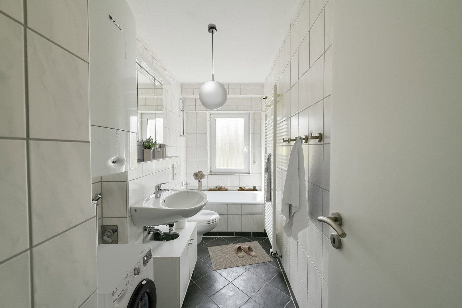 Predaj bytu 3-izbový 86 m², Karlsruhe, Bádensko-Wurttembersko Predaj bytu 3-izbový 86 m², Karlsruhe, Bádensko-Wurttembersko
