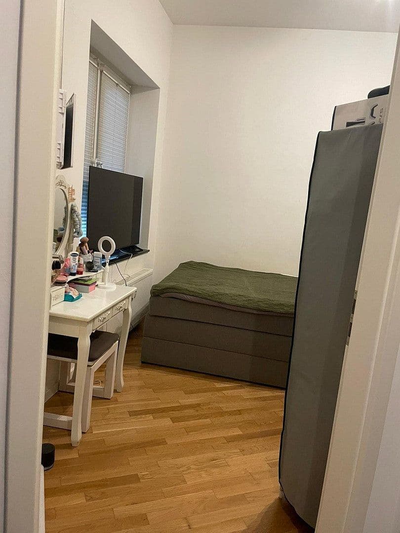 Prenájom bytu 2-izbový 39 m², Neusser Straße 263, Mönchengladbach, Severné Porýnie - Westfálsko Prenájom bytu 2-izbový 39 m², Neusser Straße 263, Mönchengladbach, Severné Porýnie - Westfálsko
