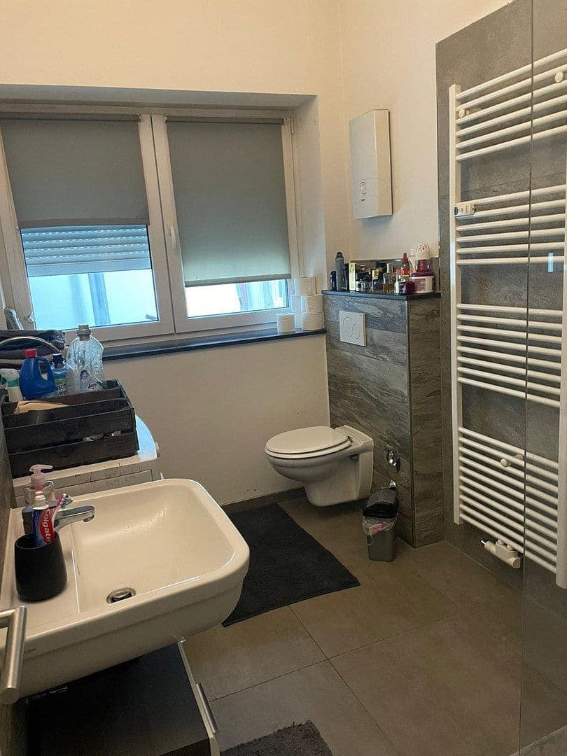 Prenájom bytu 2-izbový 39 m², Neusser Straße 263, Mönchengladbach, Severné Porýnie - Westfálsko Prenájom bytu 2-izbový 39 m², Neusser Straße 263, Mönchengladbach, Severné Porýnie - Westfálsko