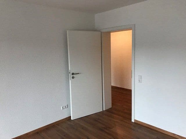 Prenájom bytu 2-izbový 62 m², Heidenheim an der Brenz, Bádensko-Wurttembersko Prenájom bytu 2-izbový 62 m², Heidenheim an der Brenz, Bádensko-Wurttembersko
