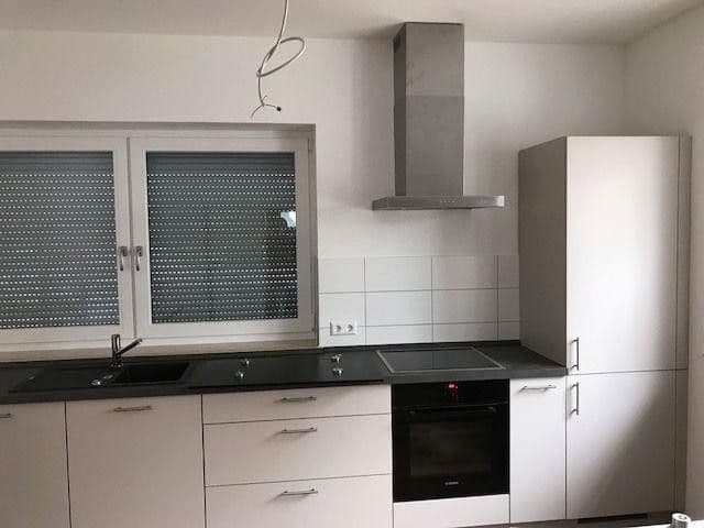 Prenájom bytu 2-izbový 62 m², Heidenheim an der Brenz, Bádensko-Wurttembersko Prenájom bytu 2-izbový 62 m², Heidenheim an der Brenz, Bádensko-Wurttembersko
