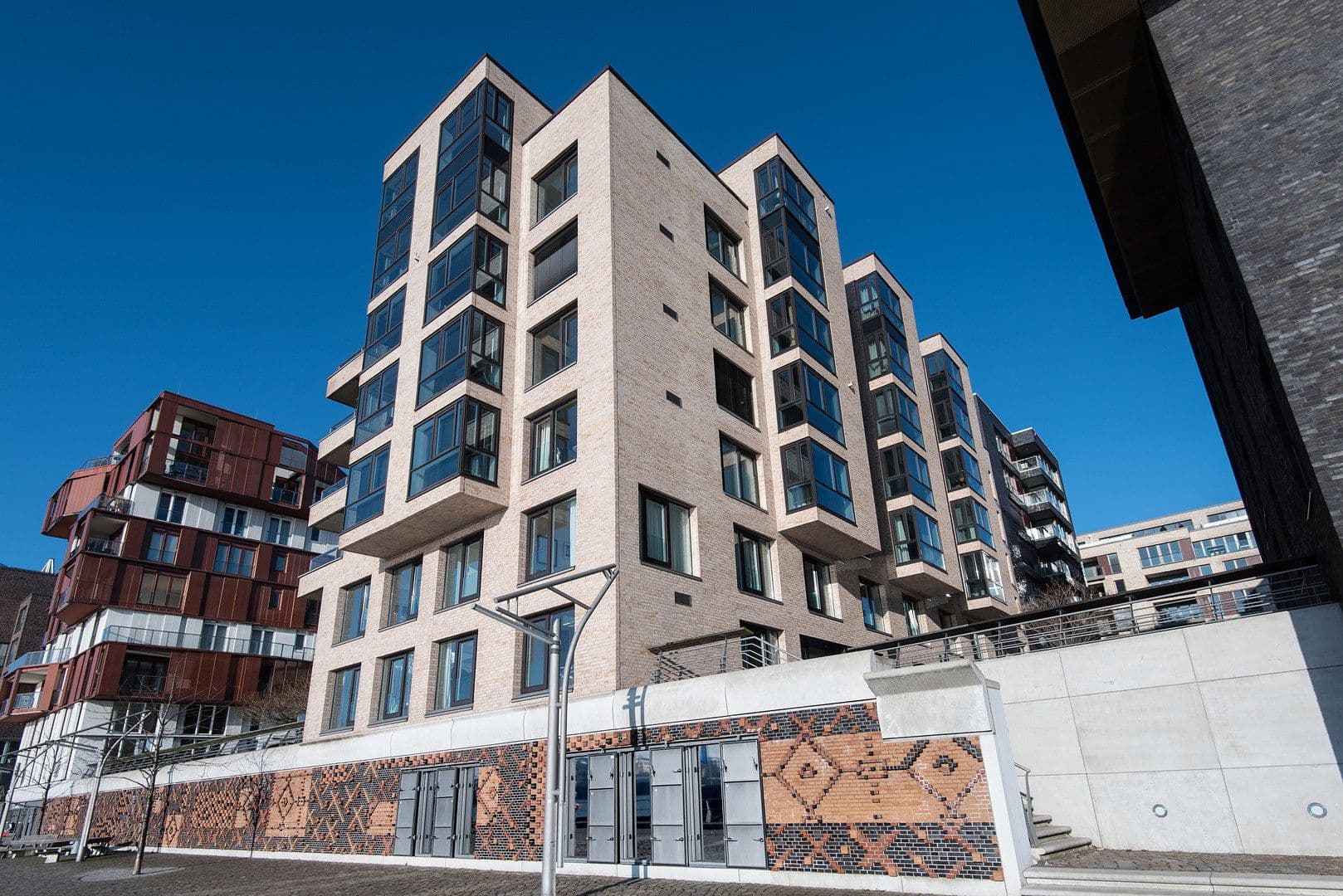 Prenájom bytu 4-izbový 155 m², Am Kaiserkai 35, Hamburg, Hamburg Prenájom bytu 4-izbový 155 m², Am Kaiserkai 35, Hamburg, Hamburg