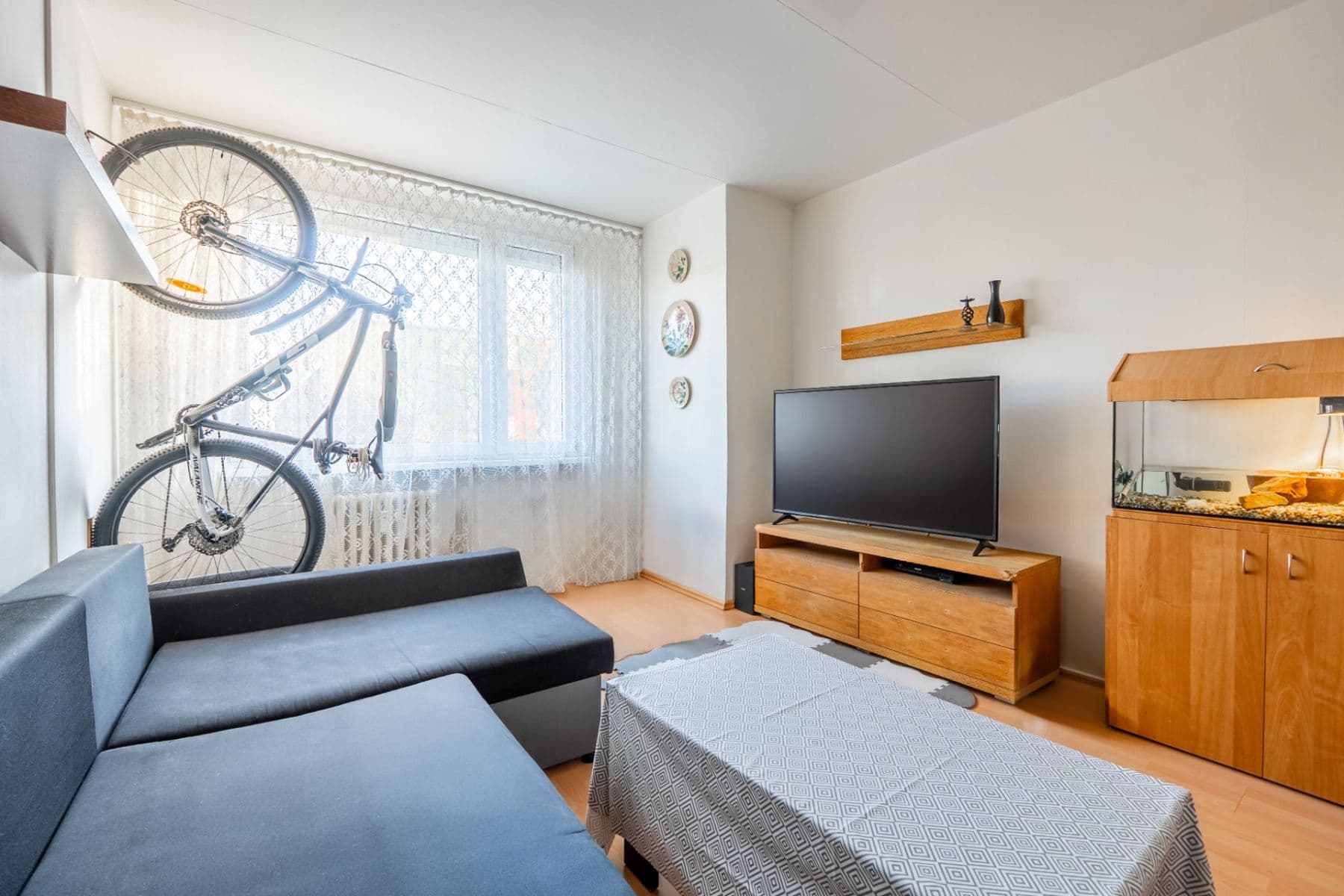 Prenájom bytu 3-izbový 70 m², V Jezírkách, Praha, Praha Prenájom bytu 3-izbový 70 m², V Jezírkách, Praha, Praha