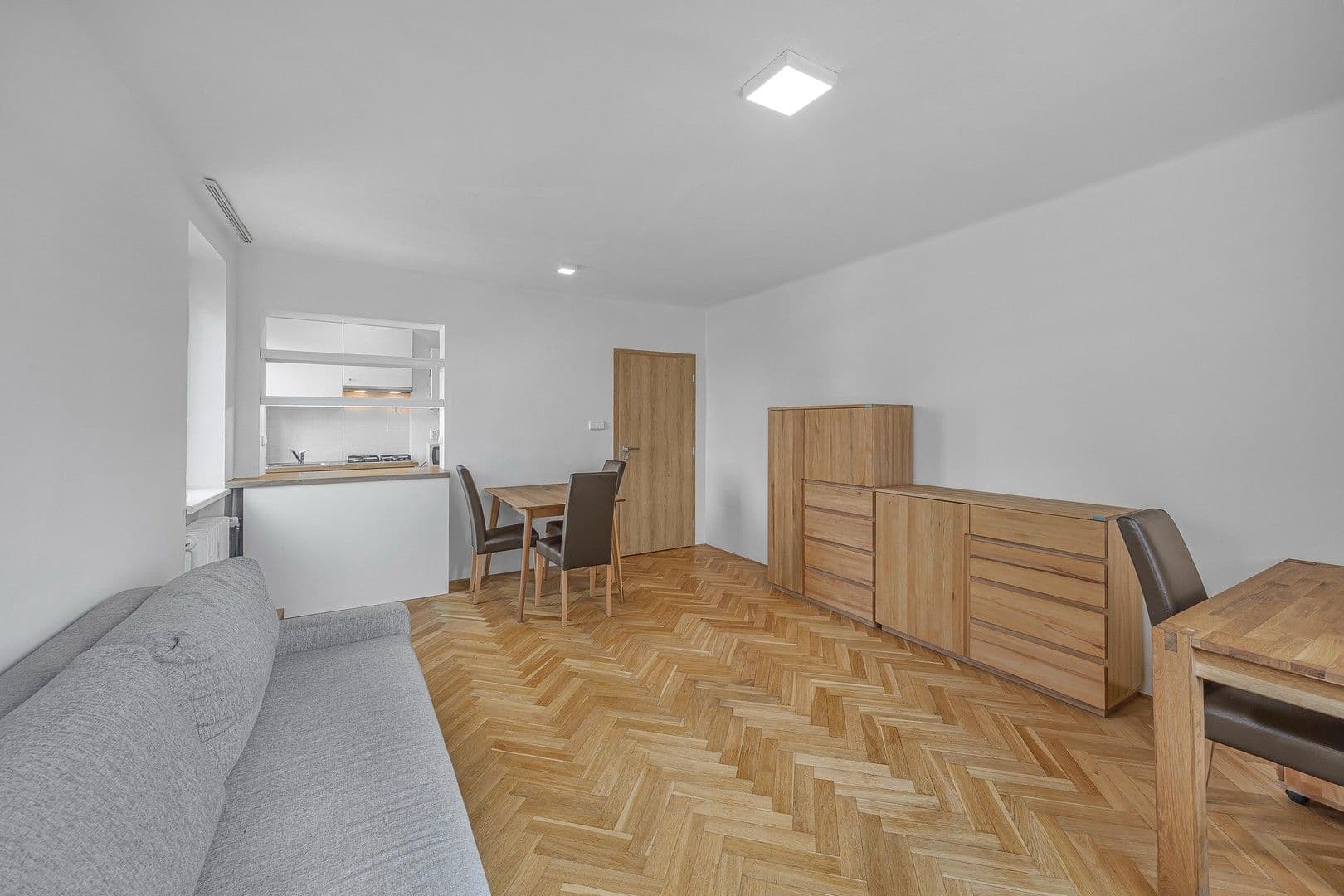 Prenájom bytu 2-izbový 40 m², Na Beránce, Praha, Praha Prenájom bytu 2-izbový 40 m², Na Beránce, Praha, Praha