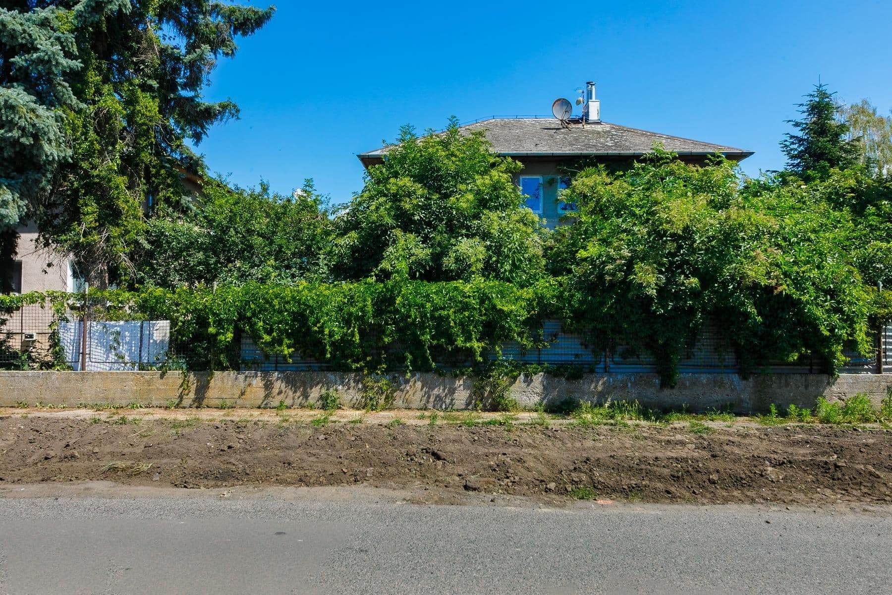 Predaj domu 180 m², pozemek 566 m², Polerady, Polerady, Praha Predaj domu 180 m², pozemek 566 m², Polerady, Polerady, Praha