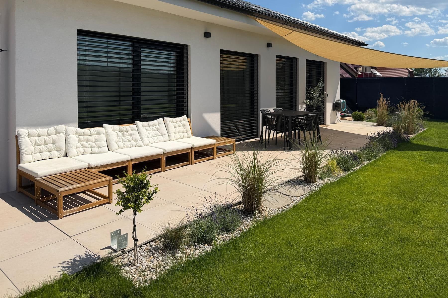 Predaj domu 144 m², pozemek 483 m², Bavoryně, Středočeský kraj Predaj domu 144 m², pozemek 483 m², Bavoryně, Středočeský kraj