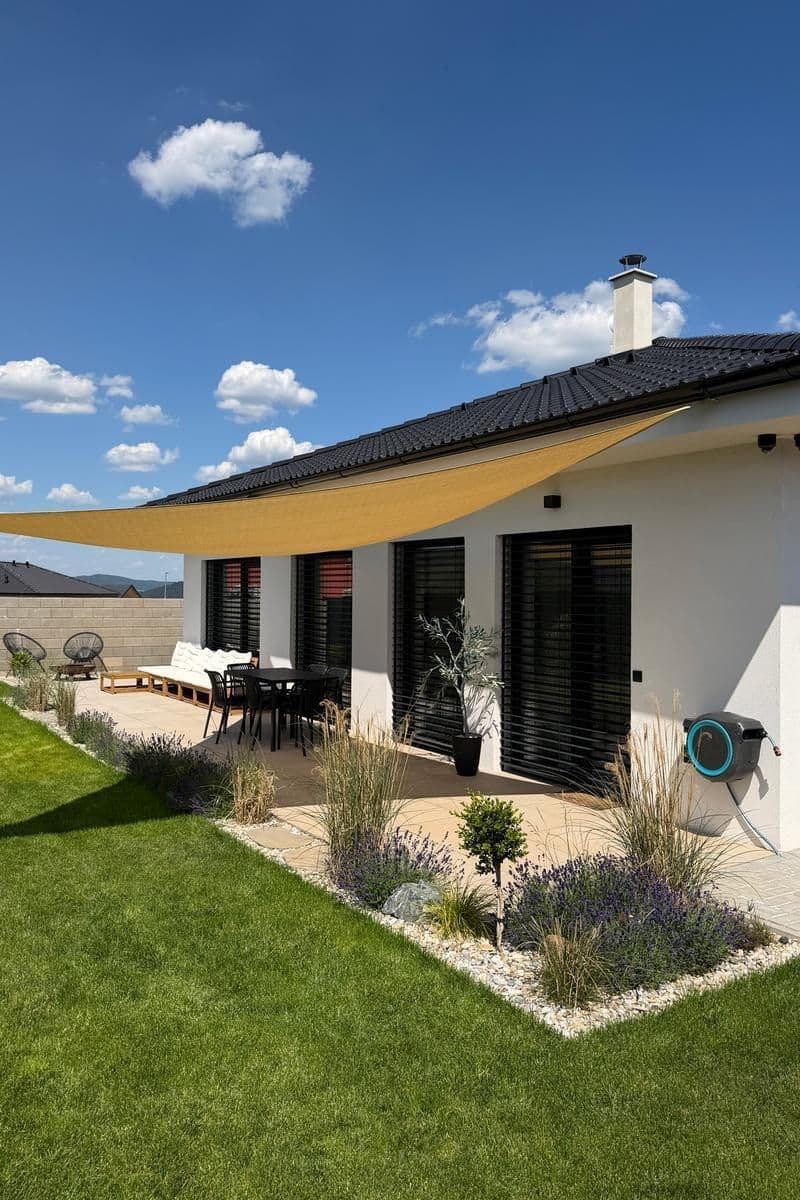 Predaj domu 144 m², pozemek 483 m², Bavoryně, Středočeský kraj Predaj domu 144 m², pozemek 483 m², Bavoryně, Středočeský kraj