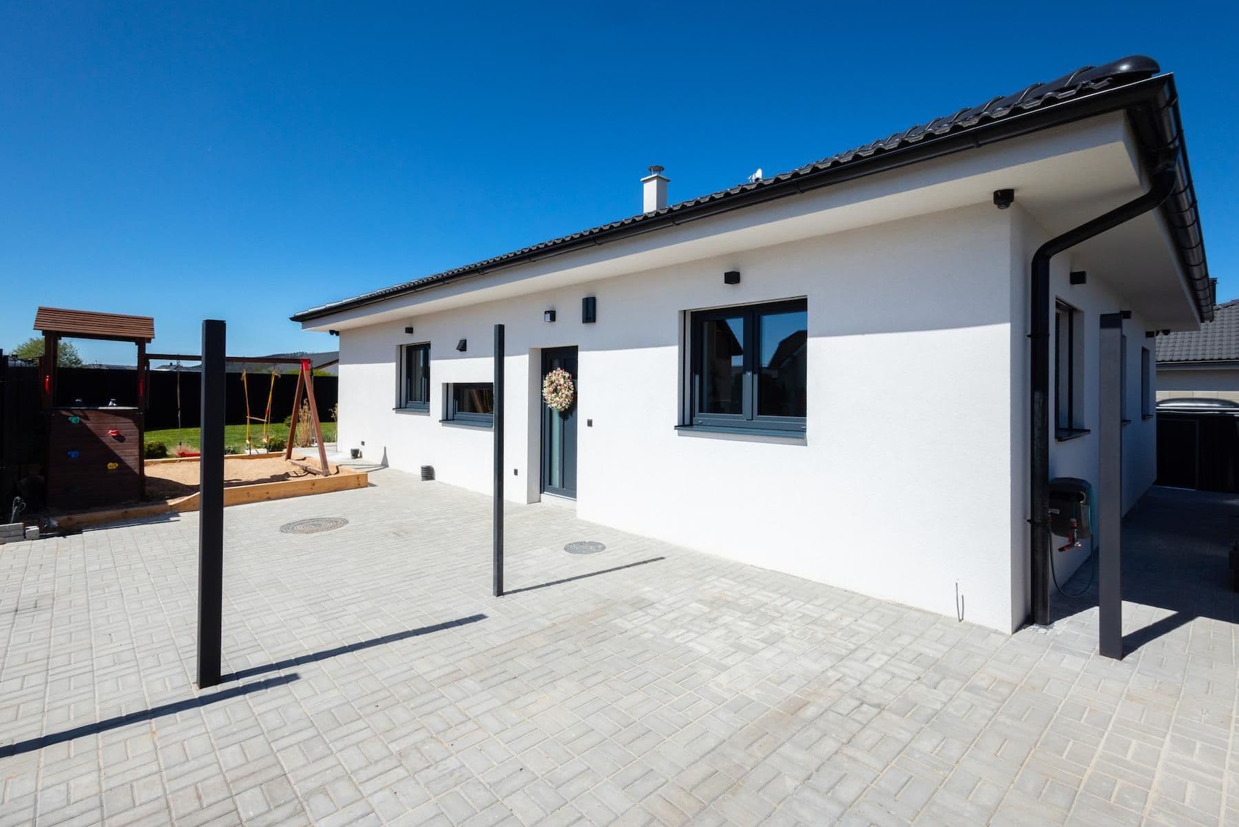 Predaj domu 144 m², pozemek 483 m², Bavoryně, Středočeský kraj Predaj domu 144 m², pozemek 483 m², Bavoryně, Středočeský kraj
