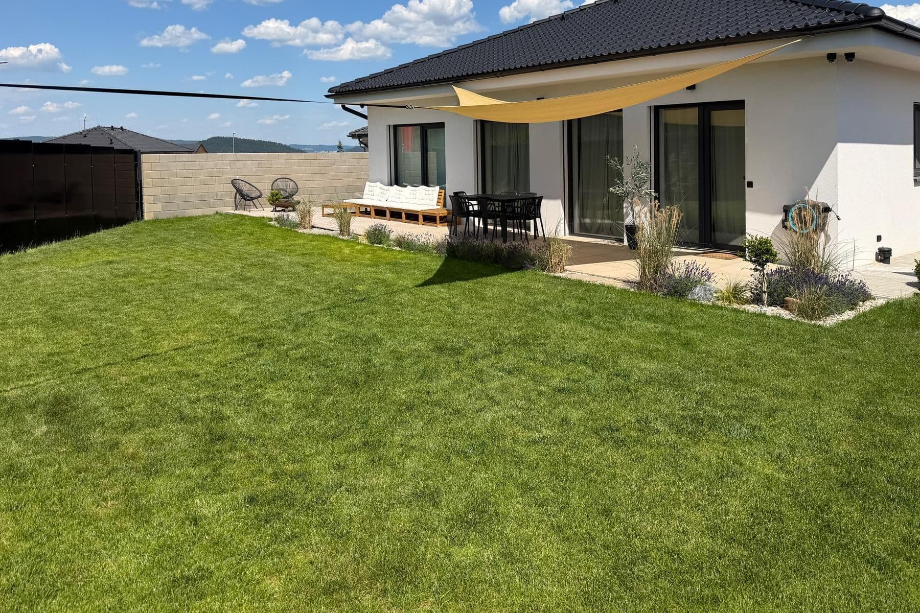 Predaj domu 144 m², pozemek 483 m², Bavoryně, Středočeský kraj Predaj domu 144 m², pozemek 483 m², Bavoryně, Středočeský kraj