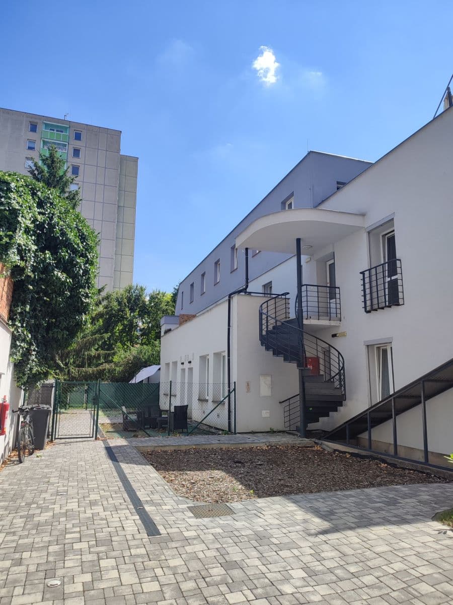 Predaj bytu 2-izbový 50 m², Hronovická, Pardubice, Pardubický kraj Predaj bytu 2-izbový 50 m², Hronovická, Pardubice, Pardubický kraj