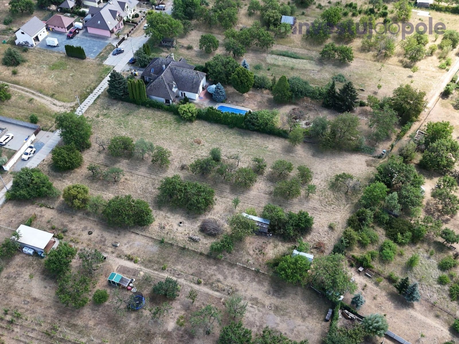 Predaj pozemku 2.428 m², Vojkovice, Jihomoravský kraj Predaj pozemku 2.428 m², Vojkovice, Jihomoravský kraj