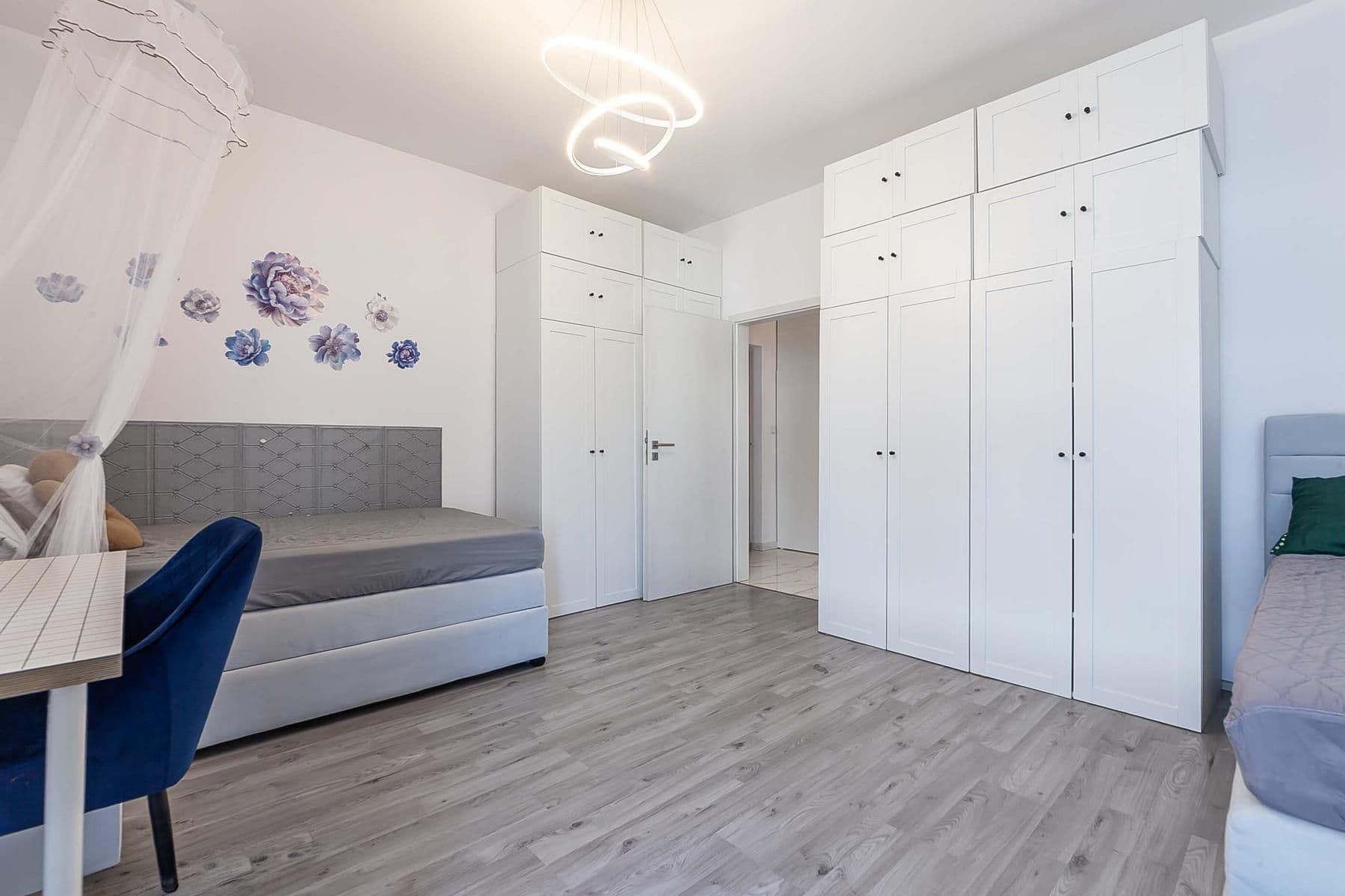 Predaj bytu 2-izbový 77 m², Plzeň, Plzeňský kraj Predaj bytu 2-izbový 77 m², Plzeň, Plzeňský kraj