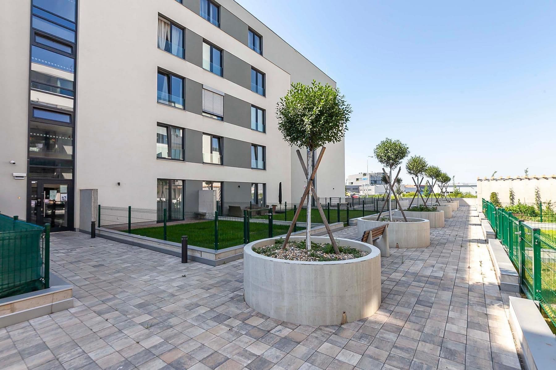Predaj bytu 2-izbový 77 m², Plzeň, Plzeňský kraj Predaj bytu 2-izbový 77 m², Plzeň, Plzeňský kraj