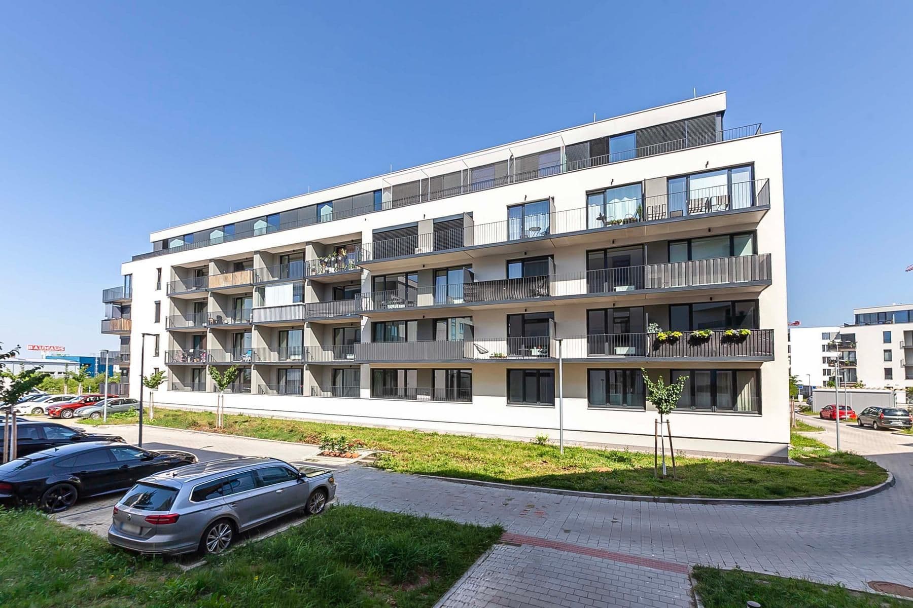 Predaj bytu 2-izbový 77 m², Plzeň, Plzeňský kraj Predaj bytu 2-izbový 77 m², Plzeň, Plzeňský kraj